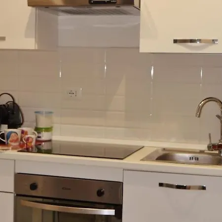 Lägenhet Tiny Bedsit